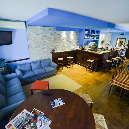 Hotell Campo Base 2*